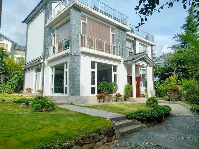 大理感通占地8分多,独栋精装海景别墅出售