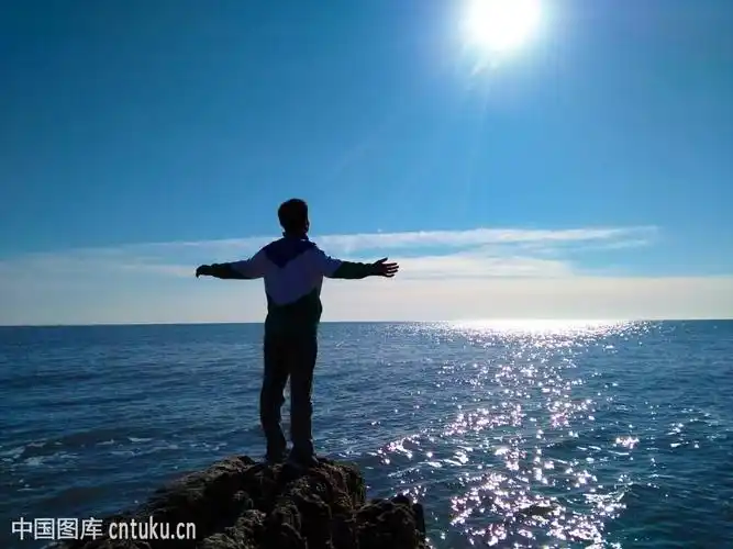 面朝大海,春暖花开