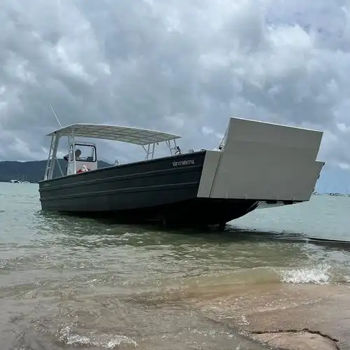 11米青岛蓝色铝合金登陆艇运输船多功能工作船登陆式钓鱼艇工作船