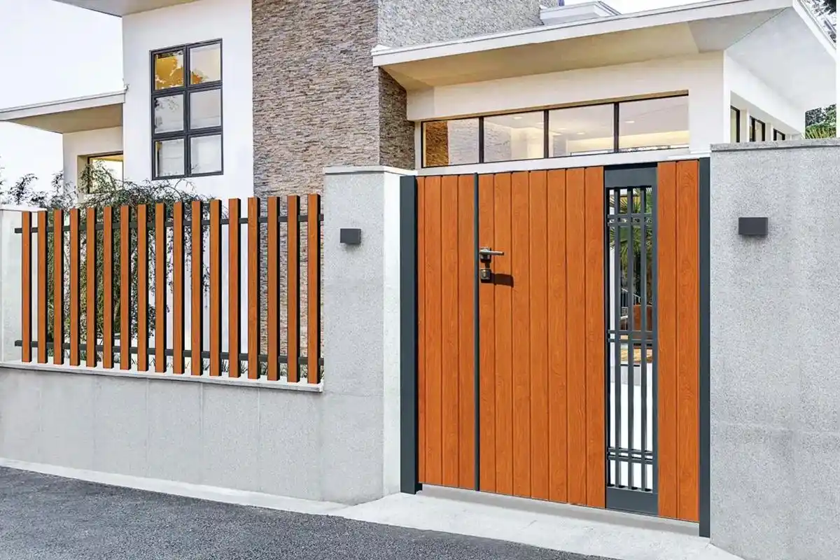 新款中式现代简约木纹双色铝艺别墅庭院门图