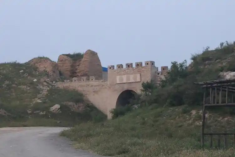 30到张家口怀来县卧牛山旅游,也是八一影视基地,拍了部分照片,请大家