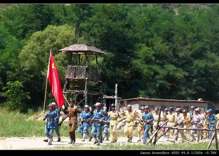 《保卫延安》的"剧照"