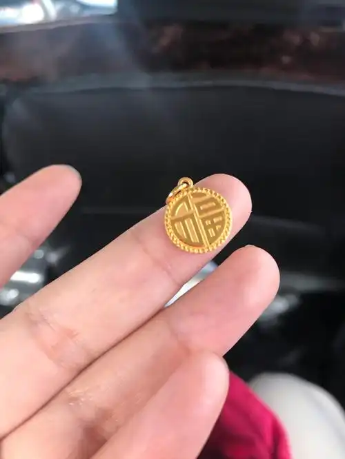 周大福双面小福牌