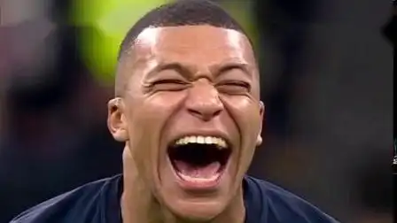 法国2:1英格兰,晋级4强,姆巴佩笑出表情包