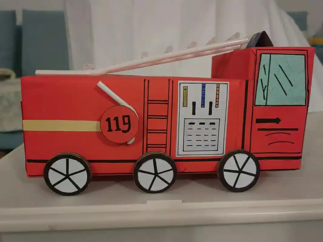 幼儿园手工作品 ,119消防安全亲子手工大赛. - 抖音