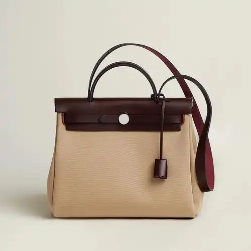 330爱马仕官网herbag三色风衣灰鞍具红