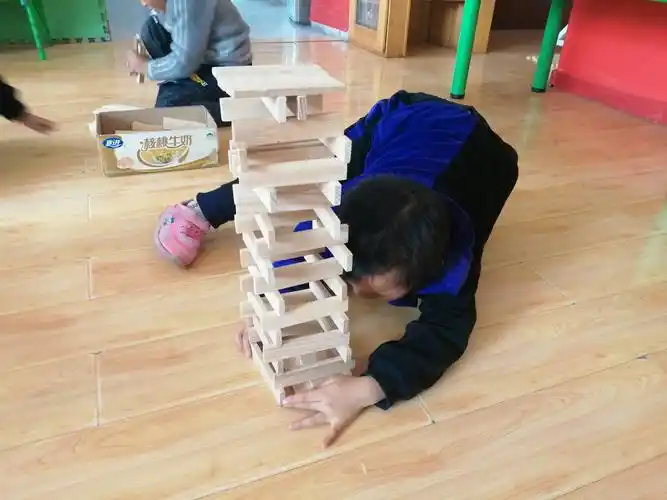 "积木搭建活动---释放孩子的天性"——石狮镇中心幼儿园开展积木搭建
