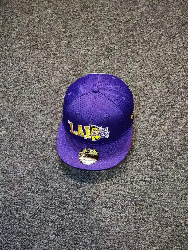 洛杉矶湖人队徽双拼网眼面料合适闭眼收