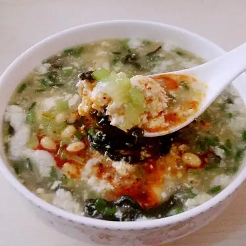 2017年4月23日#芝麻叶鸡头咸豆腐脑,只有芝麻叶才能做出正宗味道来,配