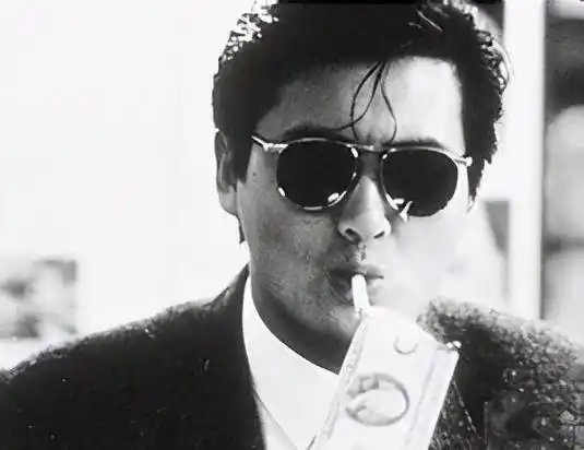 赌神许文强阿郎小马哥千人千面的他到底谁才是真正的周润发