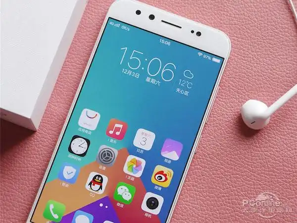 3000左右的手机有哪些:vivo x9荣耀 v8是华为手机的一次重大突破,除了