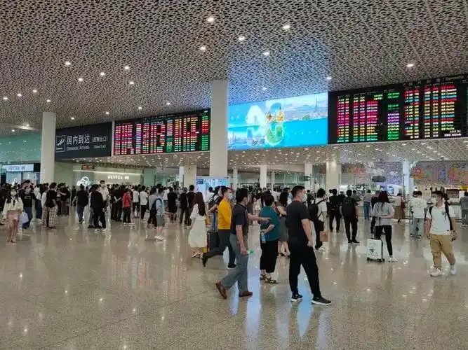 深圳宝安国际机场单日客流达15.95万人次!乘机请提前2小时到机场