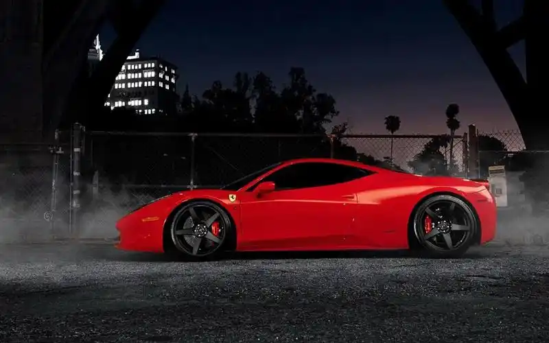 超级跑车红色法拉利高清壁纸-壁纸图片大全