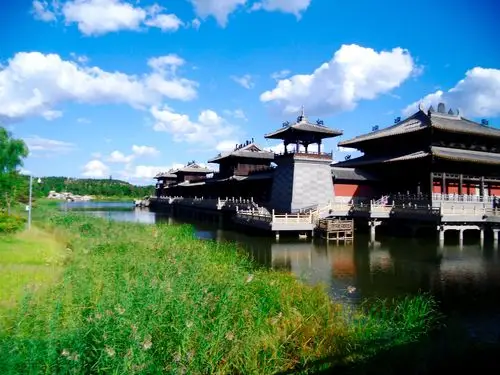 山西大同云冈石窟风光