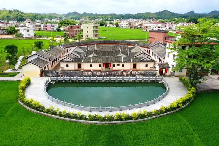 梅州市五华县华城镇