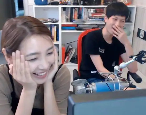 女流宣布恋情?这个男人呼声太高,老粉丝:三年了,也该有结果了