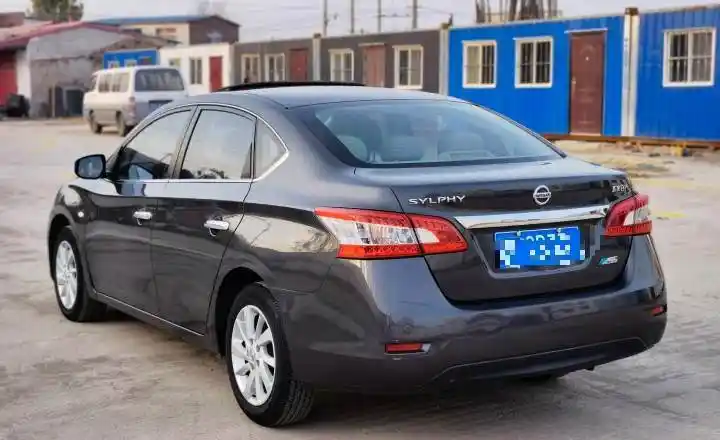 日产 轩逸 2012款 1.6xl cvt豪华版