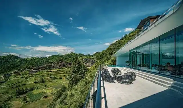 低至3折抢雷山龙塘山房轻奢民宿,观景房 2大2小早餐 梯田云海……限时