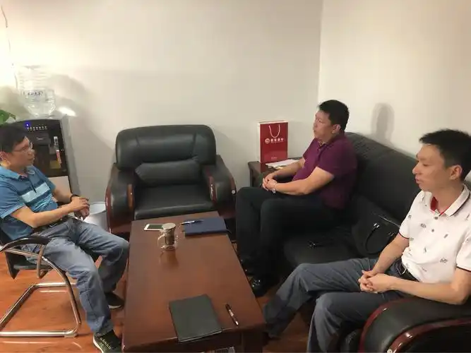 新城支行覃春晞副行长带队拜访新发展集团财务部及小贷公司