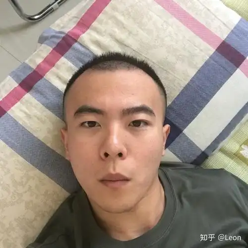 一直头发比较长的男生突然剪一个寸头是怎样的体验?