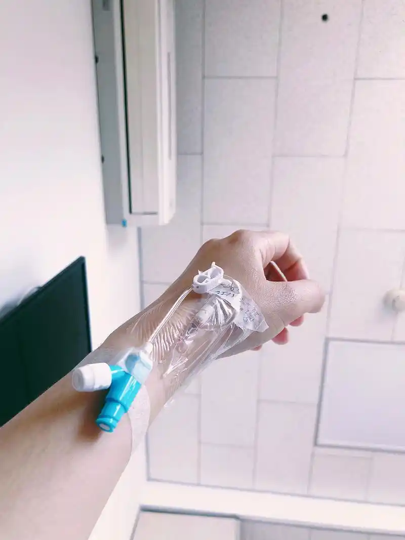 rph内痔套扎77肛裂切除术.从进手术室到出来不到一个小时.