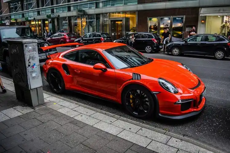 街拍保时捷911 gt3 rs