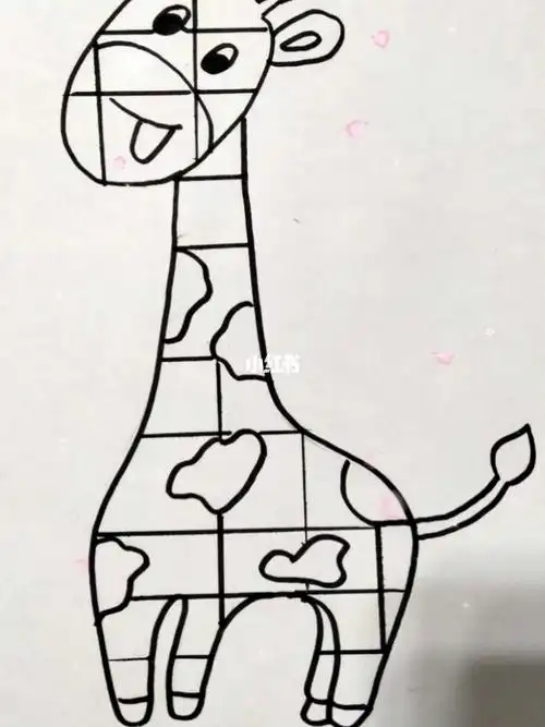 发现适合幼儿园中大班孩子的格子画比较少,自己想着把简单的画出来,再