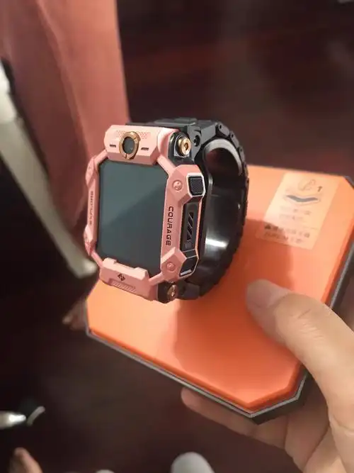 迪士尼disney小天才电话手表翻转双摄2022新款小天才电话手表z7蜘蛛侠