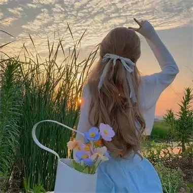 清新好看复古文艺风的女头-女生头像 - 壁纸之家