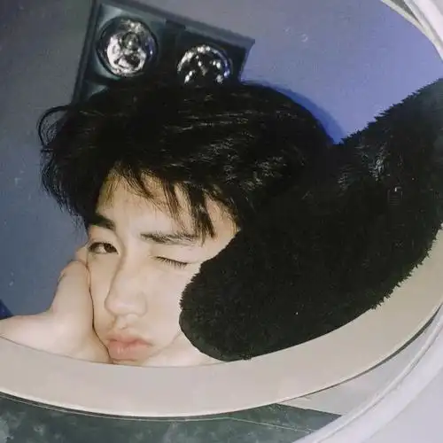 前男友换了个这个头像请问问大家这个是不是个情头