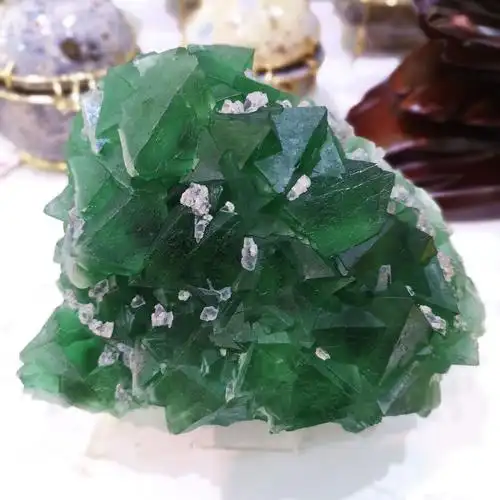 特价珠宝奇石_天然绿色萤石原石摆件奇石矿物晶体标本水晶珠宝饰品