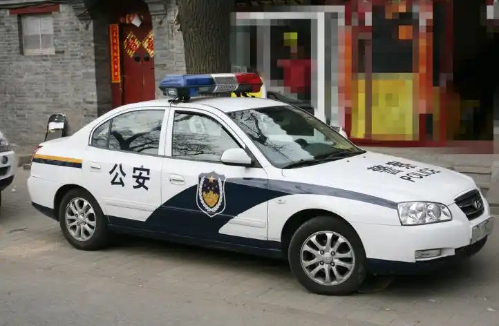 中国警车终于"大换血",奥迪大众全拜拜,新车型尽显大国风范!