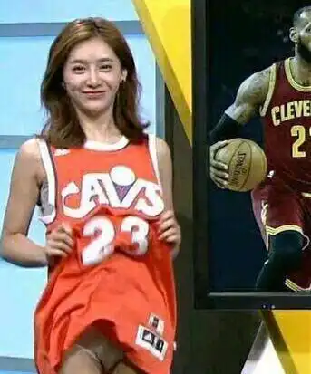 宅男女神nba女主播美娜掀球衣一炮而红