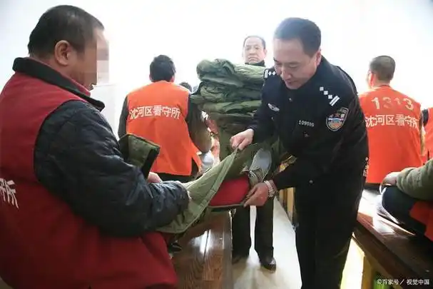 人在看守所里家人什么时候可以会见?