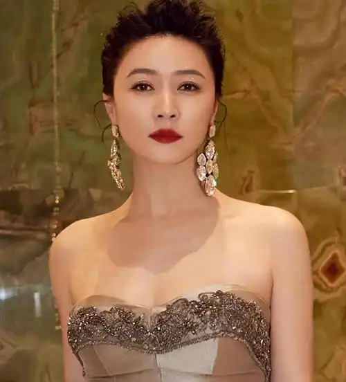 回顾田海蓉:富豪丈夫病死狱中留下130亿财产,她的选择让人泪目