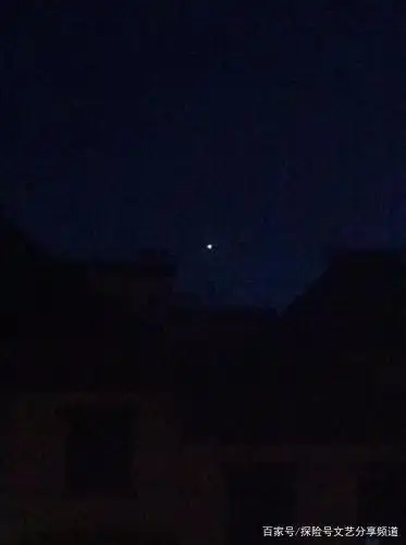 浮浮沉沉,天空中的一颗星,它早存在,微微闪着光明