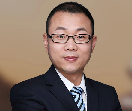 胡阳光律师什么梗什么意思胡阳光律师还有这事揍他的梗出自哪里