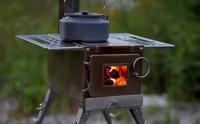 冬季露营取暖柴火炉