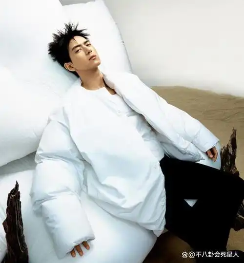 李现捐款100万驰援灾区,展现社会公众人物的号召力和正能量