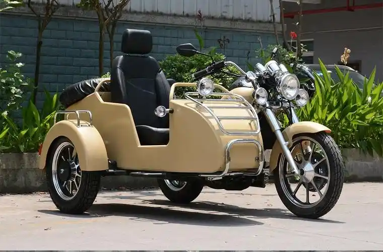 挎兜摩托车国四边三轮挎斗侧三轮偏三轮侉子300传动轴水冷机车可上牌