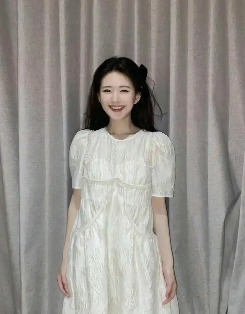 赵露思 #赵露思滤镜 #一张初恋脸 #温柔的歌要配温柔的照 - 抖音