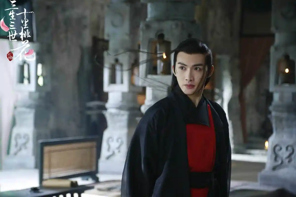 张彬彬古装现代轻松驾驭,简直就是男神衣架子,杨幂眼光真好!