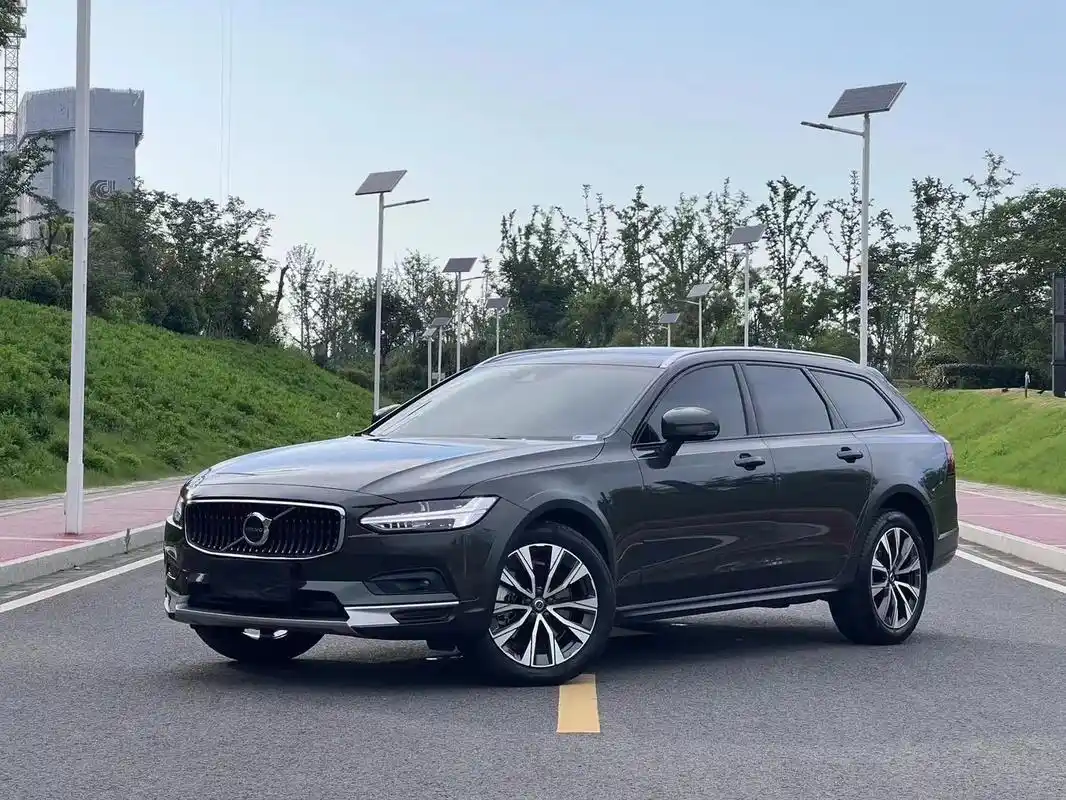 我要卖车.【车型年款】2021款沃尔沃v90(进口)cros - 抖音