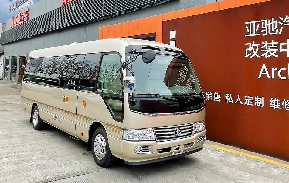 「丰田考斯特13座商务版」商务车接待的首选!