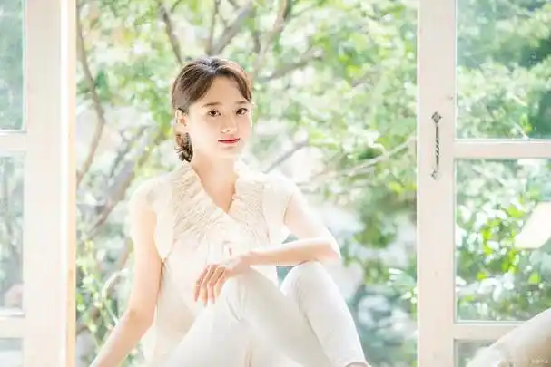 他说这是男人的象征.我无数次想给他刮胸毛,但他都拒绝了.