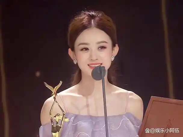 看了杨幂的"尴尬",我才知道赵丽颖的聪明之处,陈道明真说对了