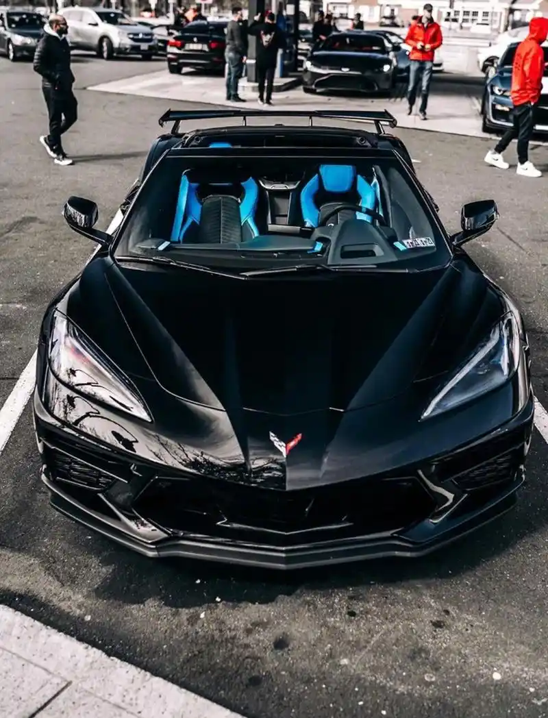 美国精神,平民跑车梦,克尔维特c8来了!