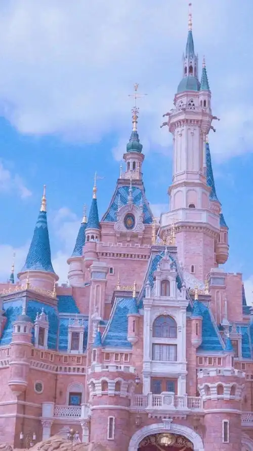 蓝色城堡梦幻壁纸