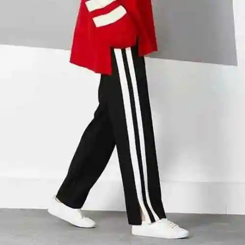 校服裤子怎么穿好看配小白鞋特有青春范