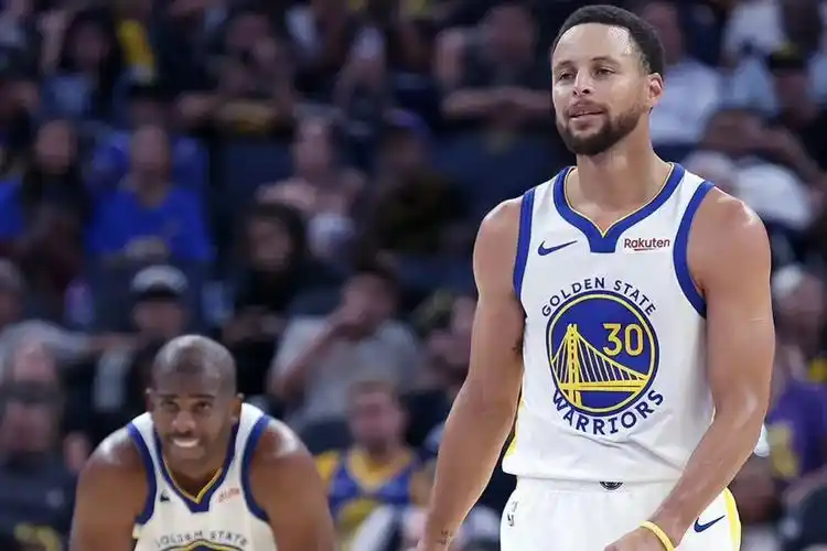 美媒列出库里职业生涯最好的五个按顺利排名哪个被高低估了